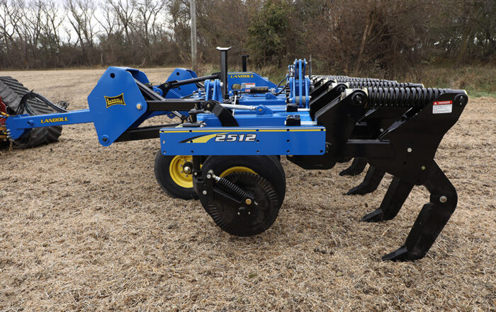 2500 Series In-Line Ripper - Farm Equipment, Landoll, Primary Tillage ...