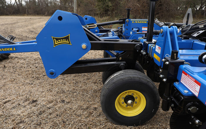 2500 Series In-Line Ripper - Farm Equipment, Landoll, Primary Tillage ...